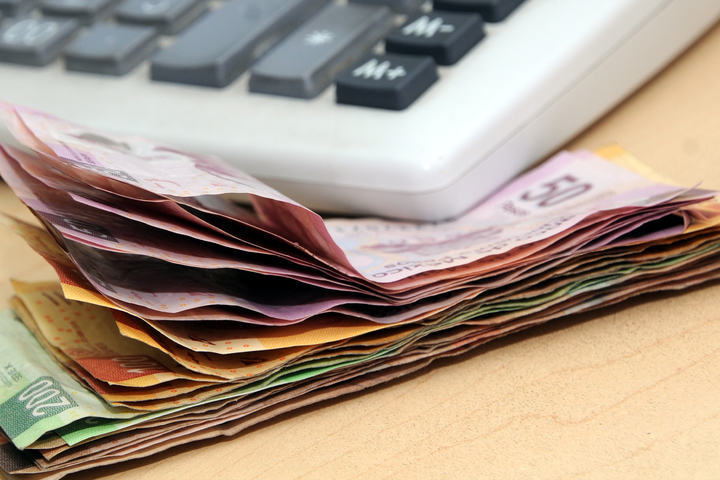 Bajó el gasto corriente en la Administración Estatal