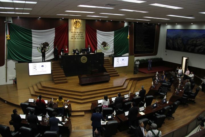 Estipulan violencia feminicida, laboral y alerta de violencia