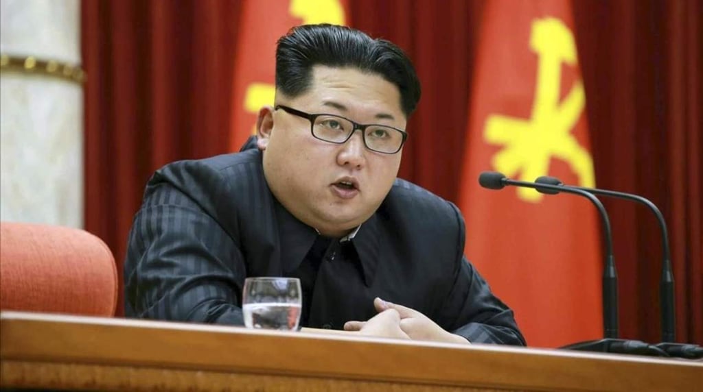 Alaba Kim Jong-un desarrollo de armamento nuclear