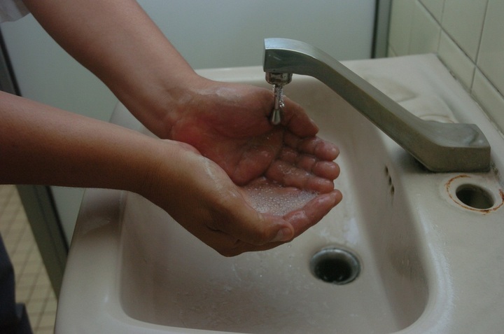 Lavar las manos salva vidas