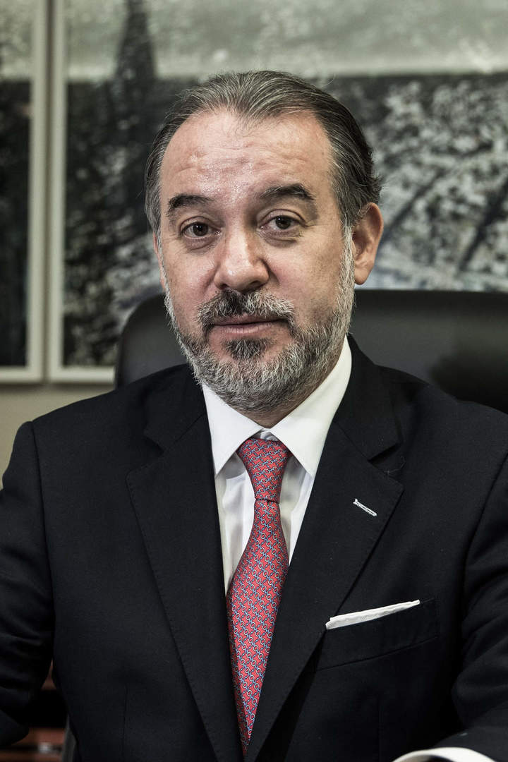 Raúl Cervantes anuncia su salida de la PGR