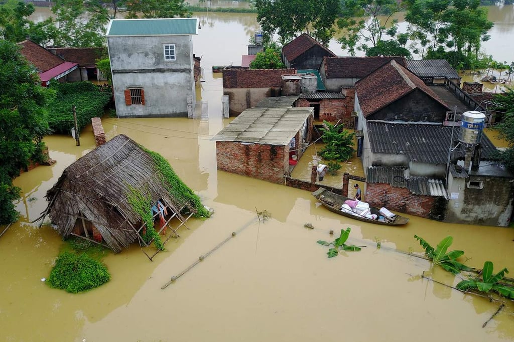 Suman 75 muertos por inundaciones en Vietnam