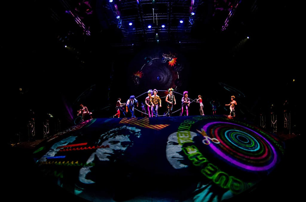 Cirque du Soleil une a exintegrantes de Soda Stereo