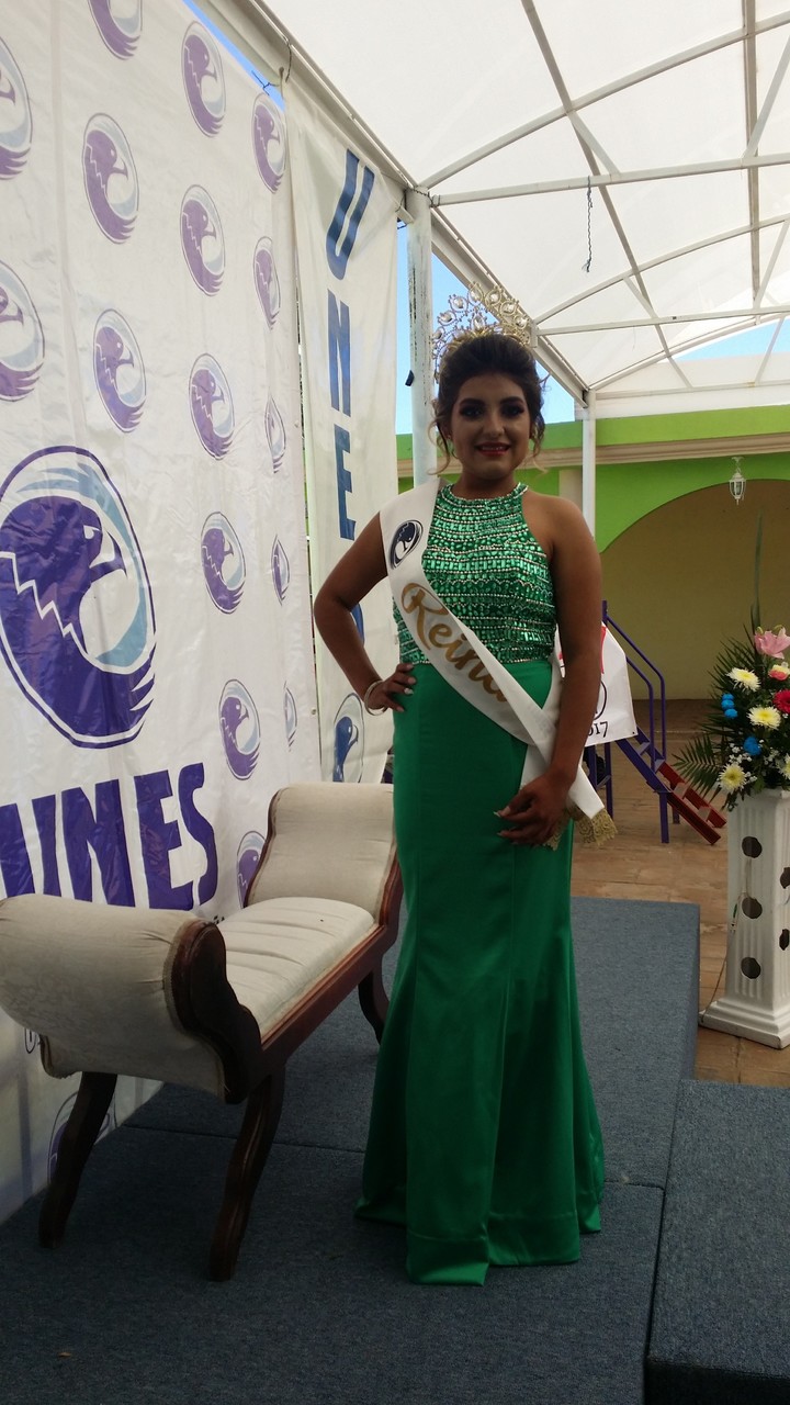 UNES tiene nueva Reina en Guadalupe Victoria