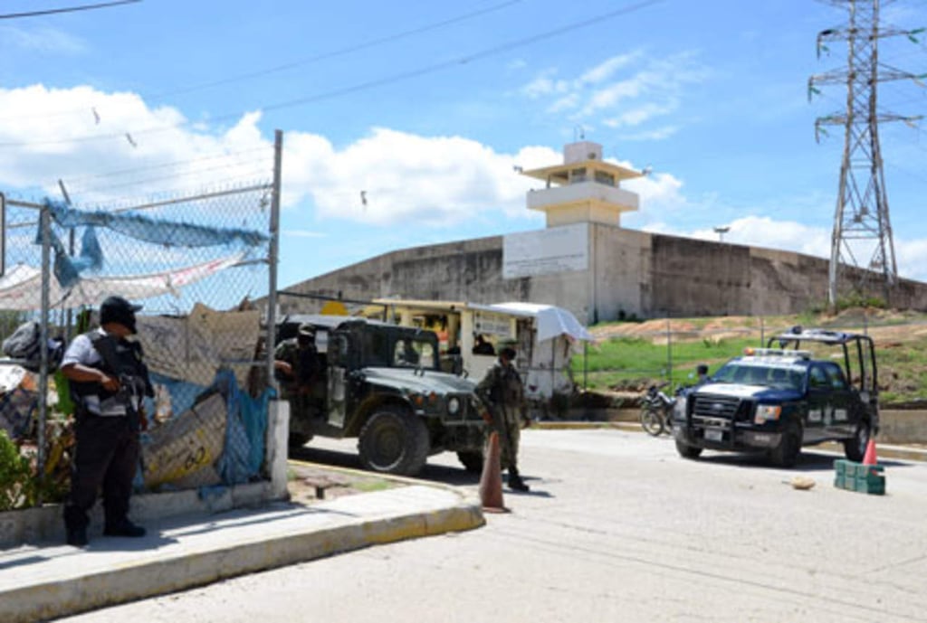 Realiza Policía Estatal y Ejército requisa en Cereso de Acapulco