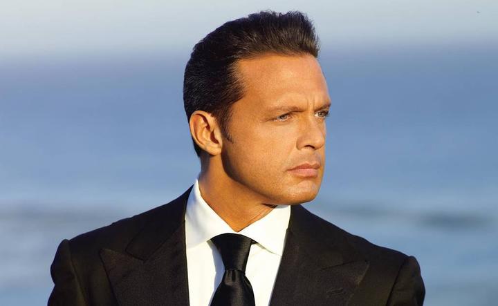 Luis Miguel ofrece adelanto