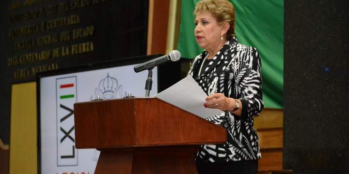 Presentan 'refritos' en el Congreso del Estado