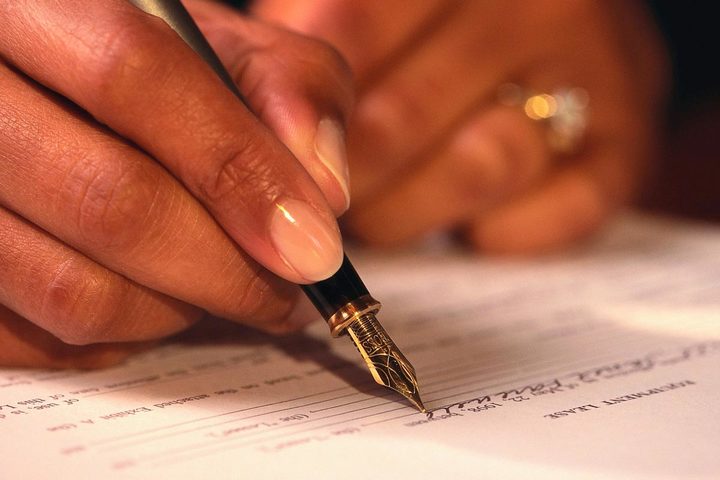 Notarios no cobrarán impuesto por traslado de dominio