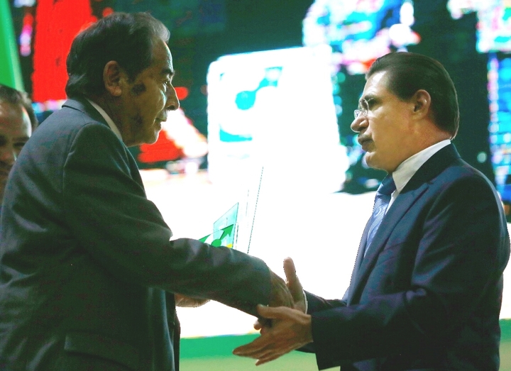 Se ampliará cobertura y calidad educativa en Cobaed: Aispuro