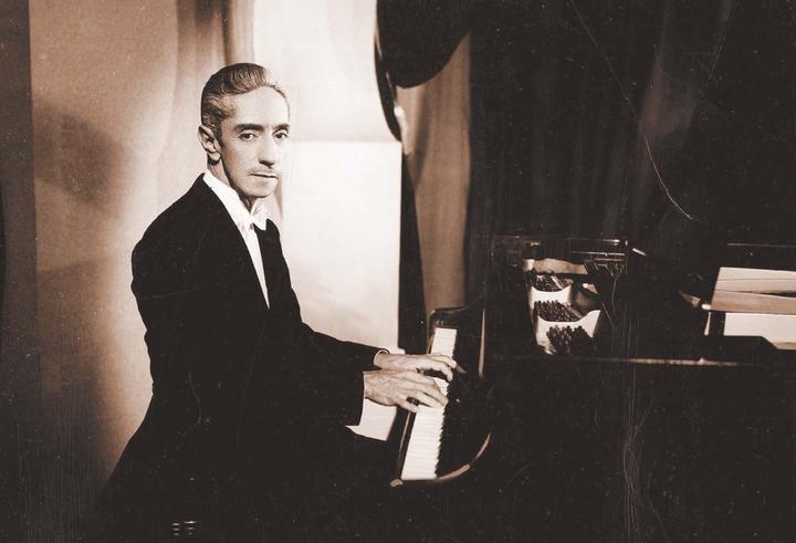 Agustín Lara, autor de muchos mitos