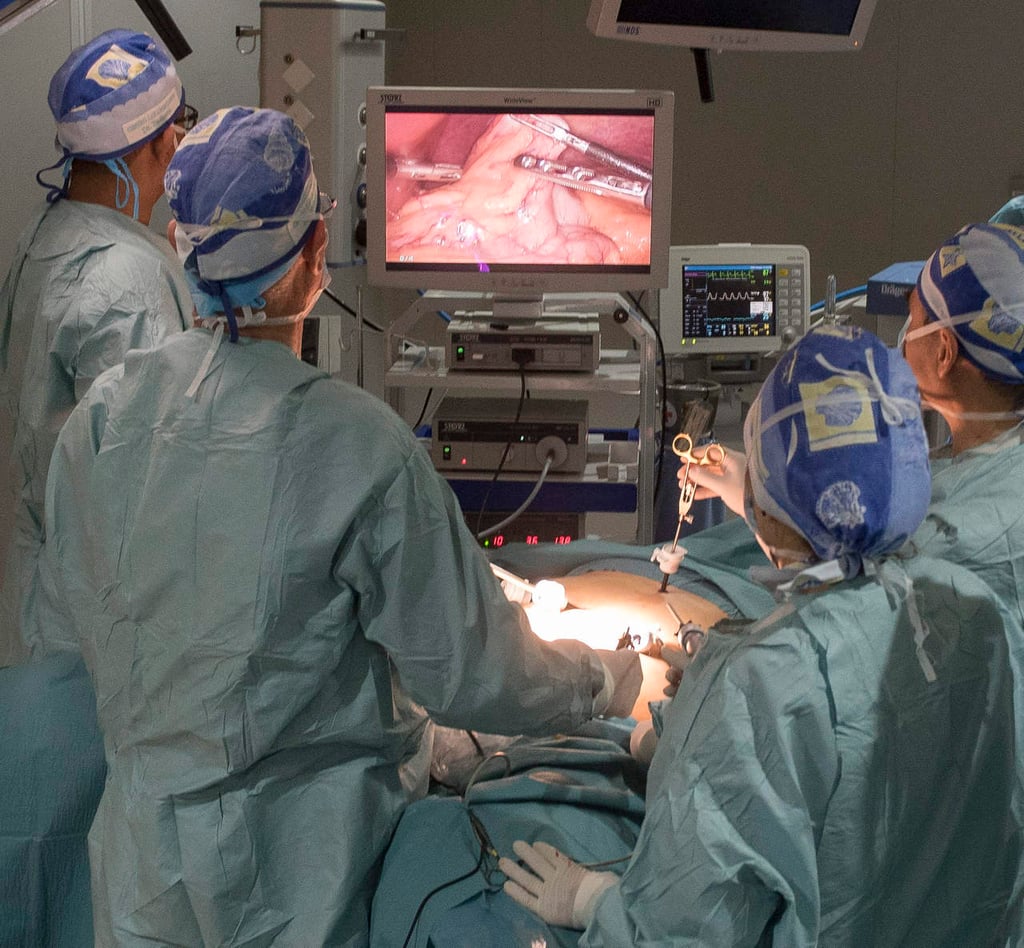 Cirugía laparoscópica reduce tiempo de recuperación en pacientes: IMSS