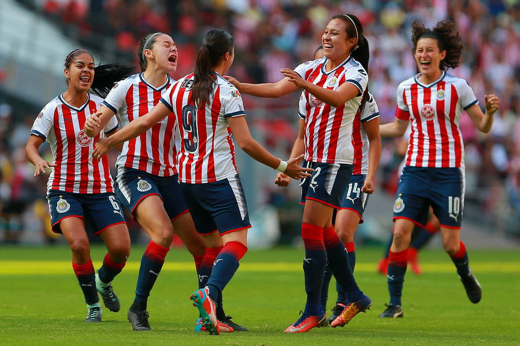 Chivas femenil avanza a la final tras igualar con América