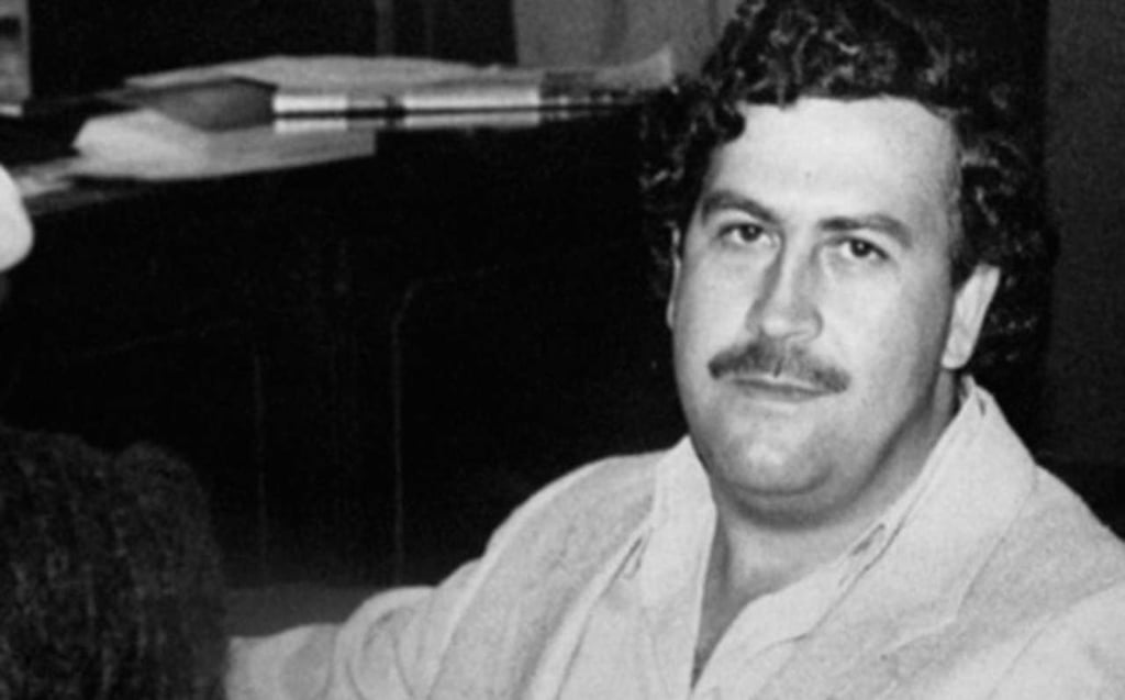 Acusan a viuda e hijo de Pablo Escobar de lavado de dinero