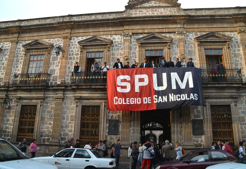 Profesores convocan a huelga ante retraso de pagos en la Universidad Michoacana