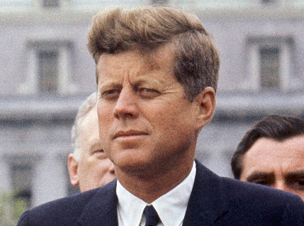 Desclasifican 10,744 documentos más sobre el asesinato de JFK