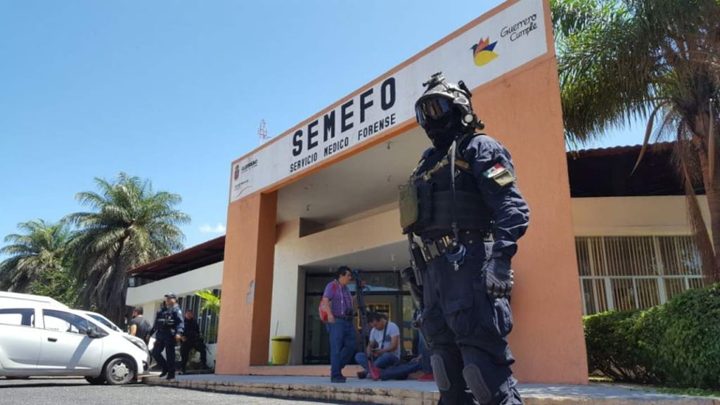 Morgue en Chilpancingo desprende hedor insoportable, señalan vecinos