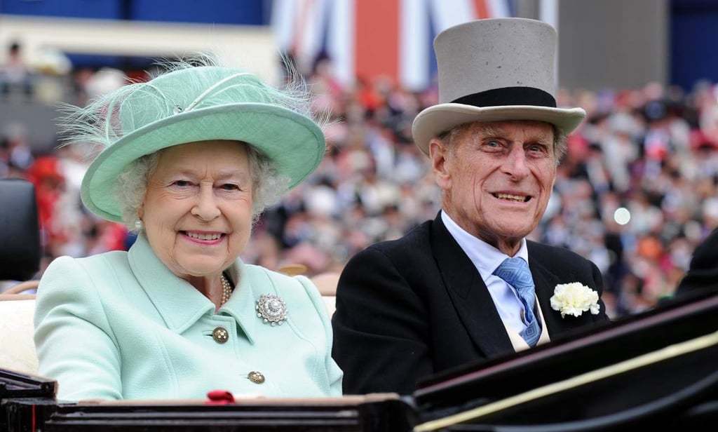 Celebran Isabel II y el príncipe Felipe sus bodas de platino