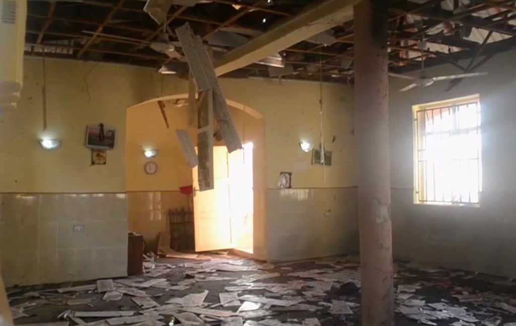 Ataque suicida en mezquita en Nigeria deja 50 muertos