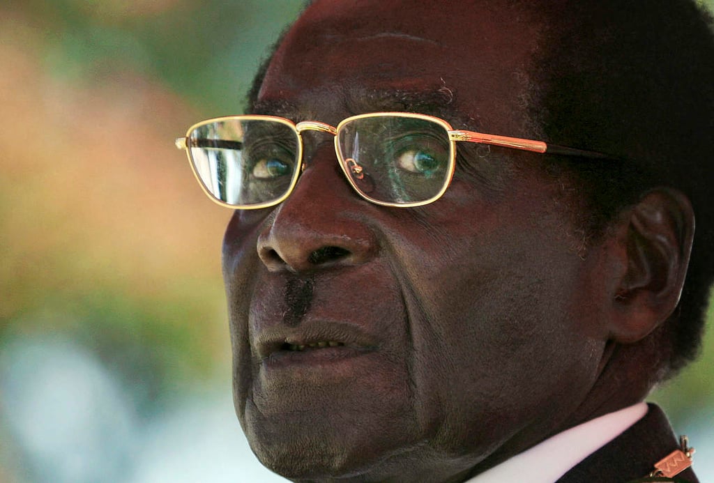 ¿Quién es Mugabe y qué está pasando con él en Zimbabwe?