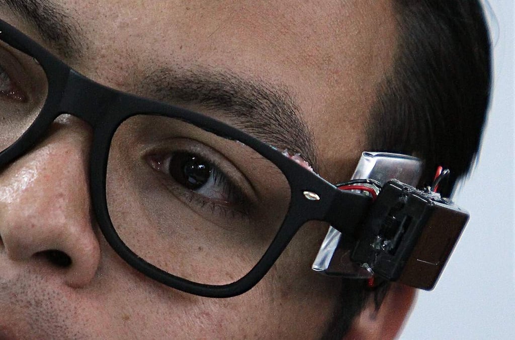 Desarrollan en México primeros lentes inteligentes con fines educativos
