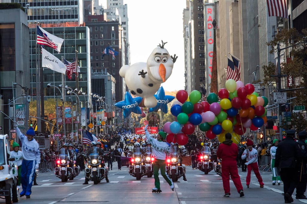 Con seguridad reforzada, realizan desfile de Acción de Gracias en NY