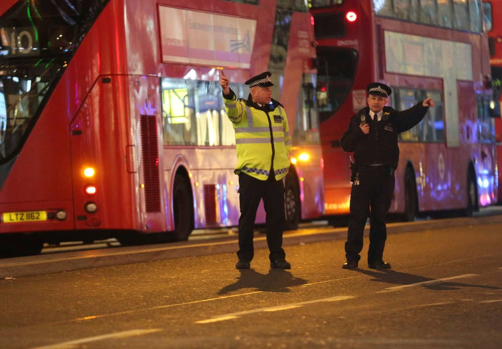 Policía no localiza sospechosos ni restos de tiroteo en metro de Londres