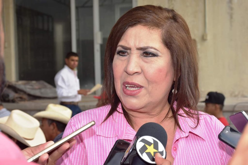 Exhorta alcaldesa de Lerdo a aceptar triunfo de Riquelme
