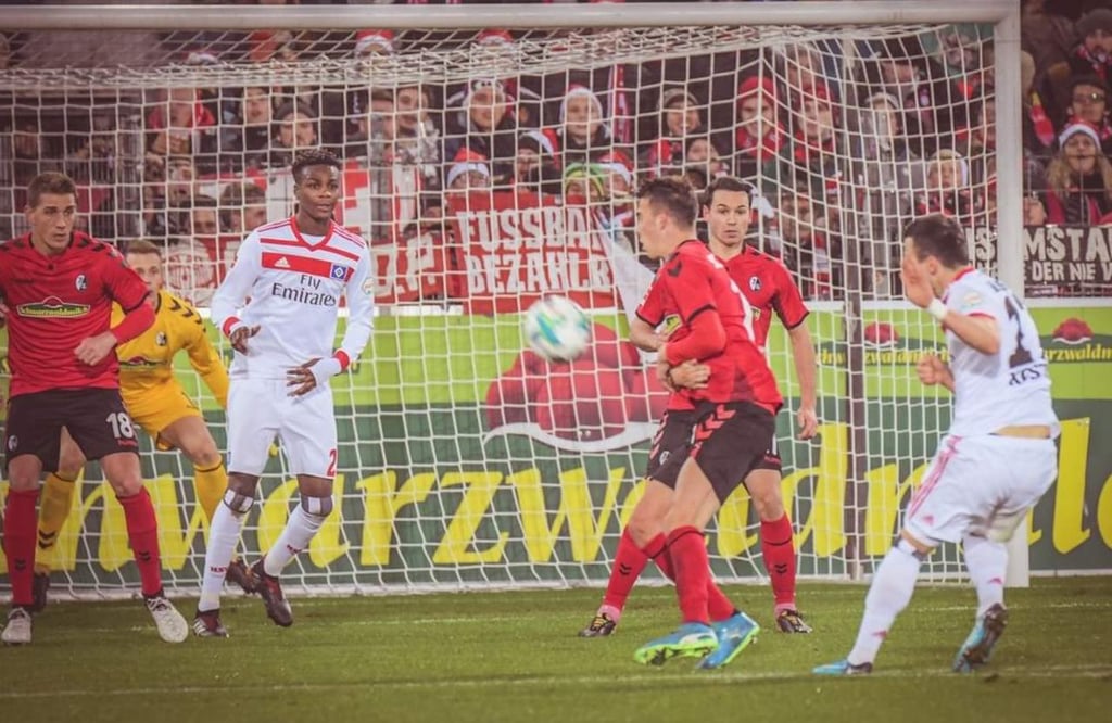 Friburgo y Hamburgo empatan sin goles en la Bundesliga