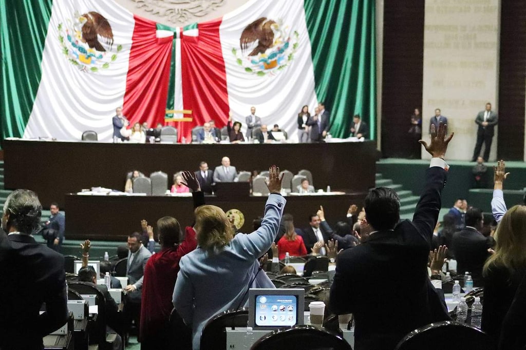 Podrán diputados concluir licenciatura con aval de la UNAM