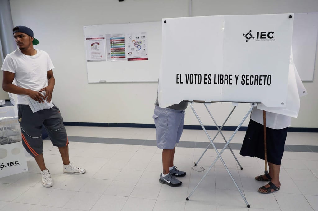 Acuerdan vigilar recursos el SNA y el INE ante elecciones 2018