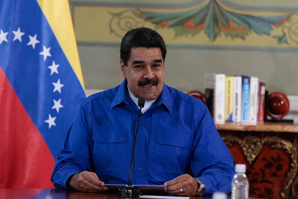 Maduro anuncia firma de certificado de petróleo para criptomoneda