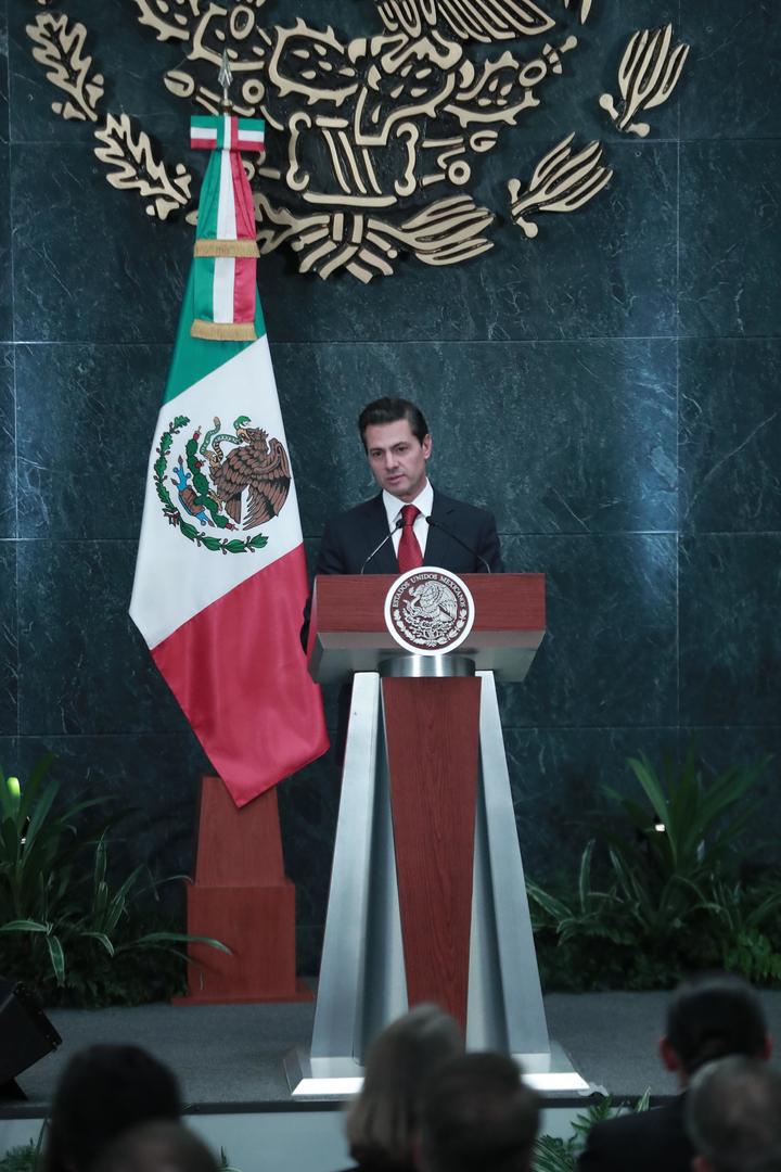 La aprobación de Peña Nieto sube a 23%