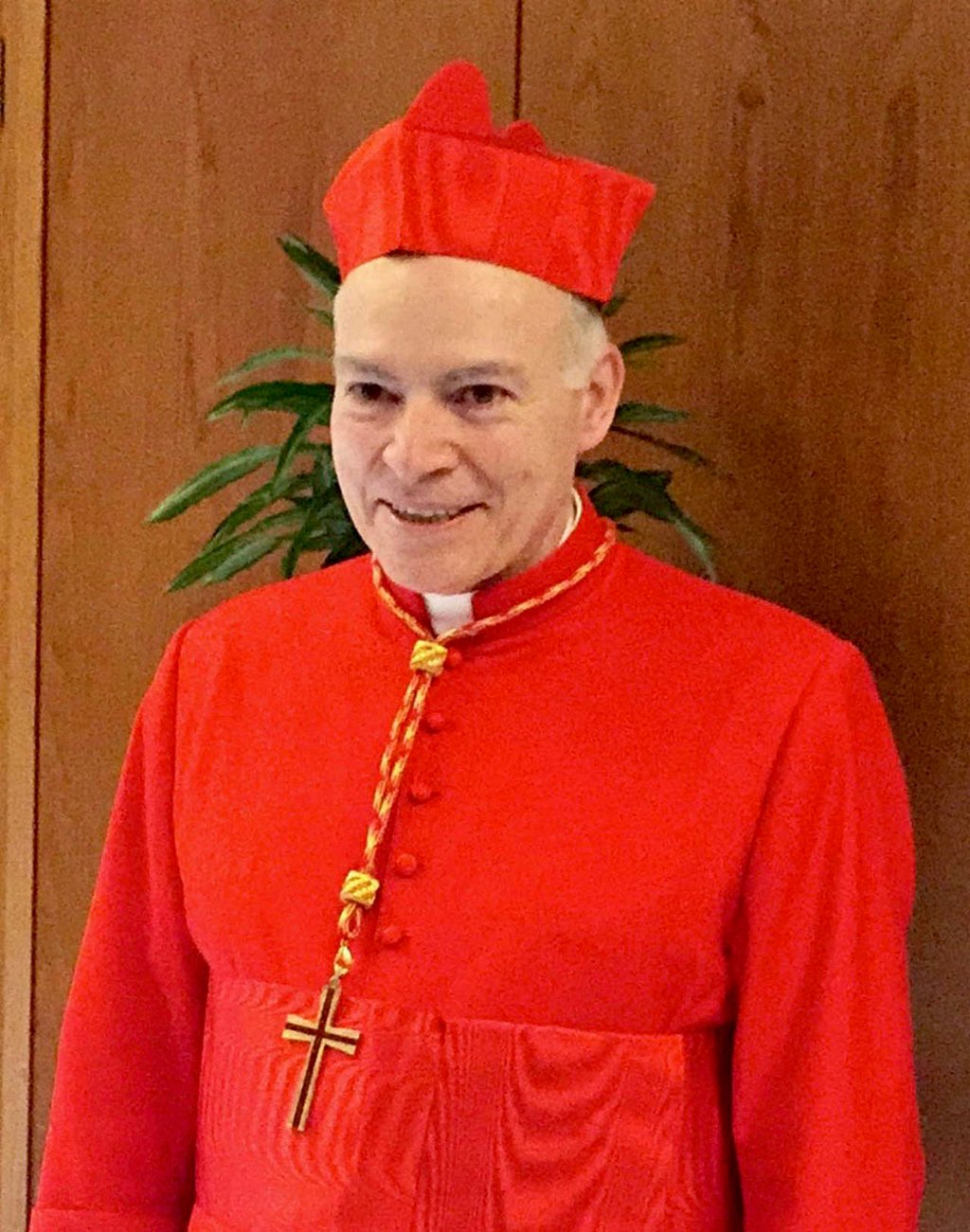 Nuevo arzobispo tiene desafío de dar giro a diócesis desprestigiada