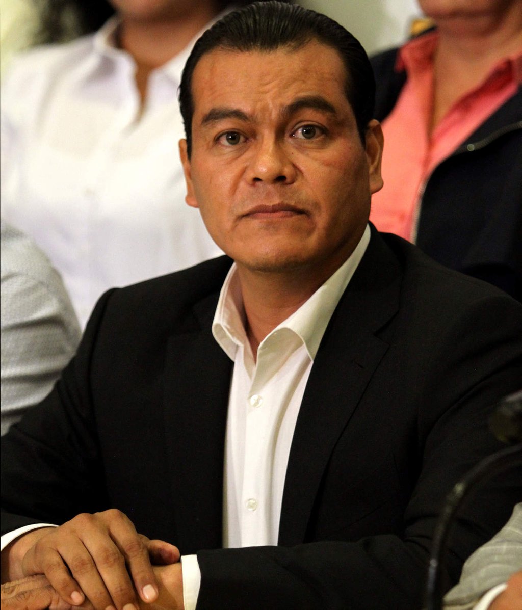 Juan Zepeda rechaza competir por dirigencia del PRD, busca Senado