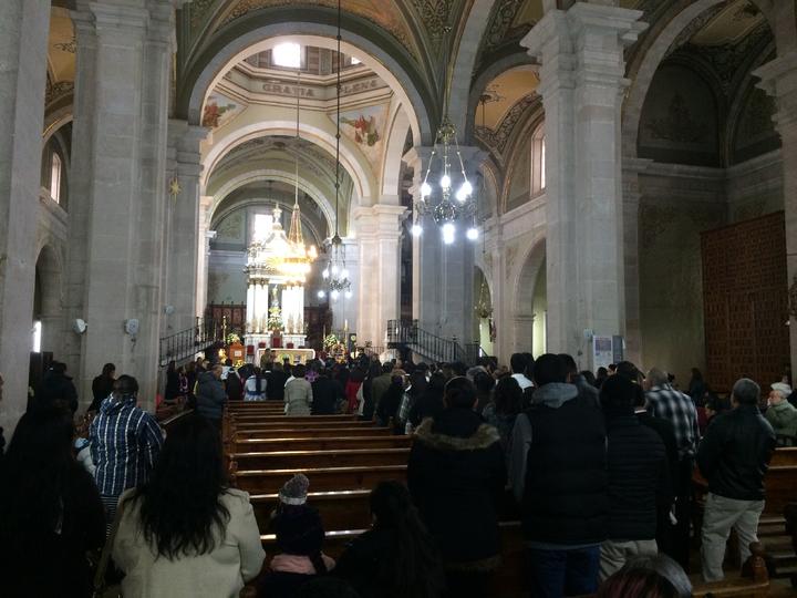 Cientos celebran a la 'patrona' de Durango