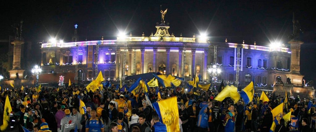 Rob Schneider felicita a Tigres por el campeonato