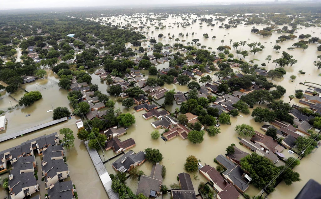 La Tierra afectada por cambio climático triplicó probabilidades de Harvey
