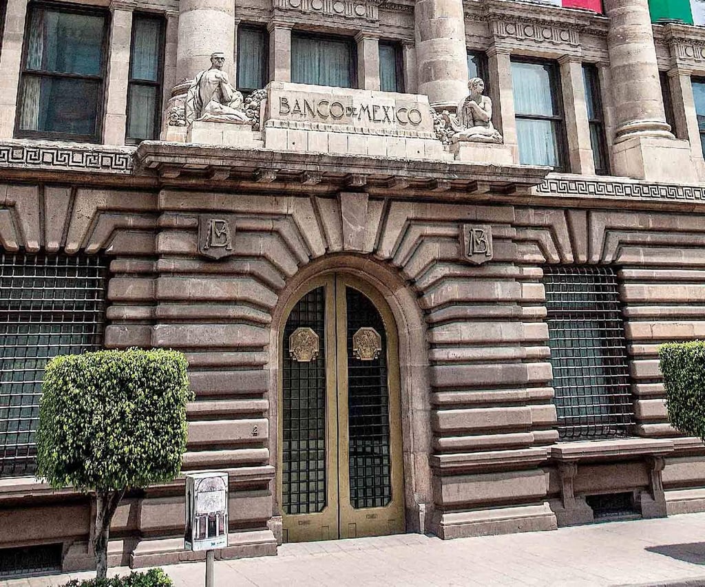 Banxico sube tasa de interés a 7.25%