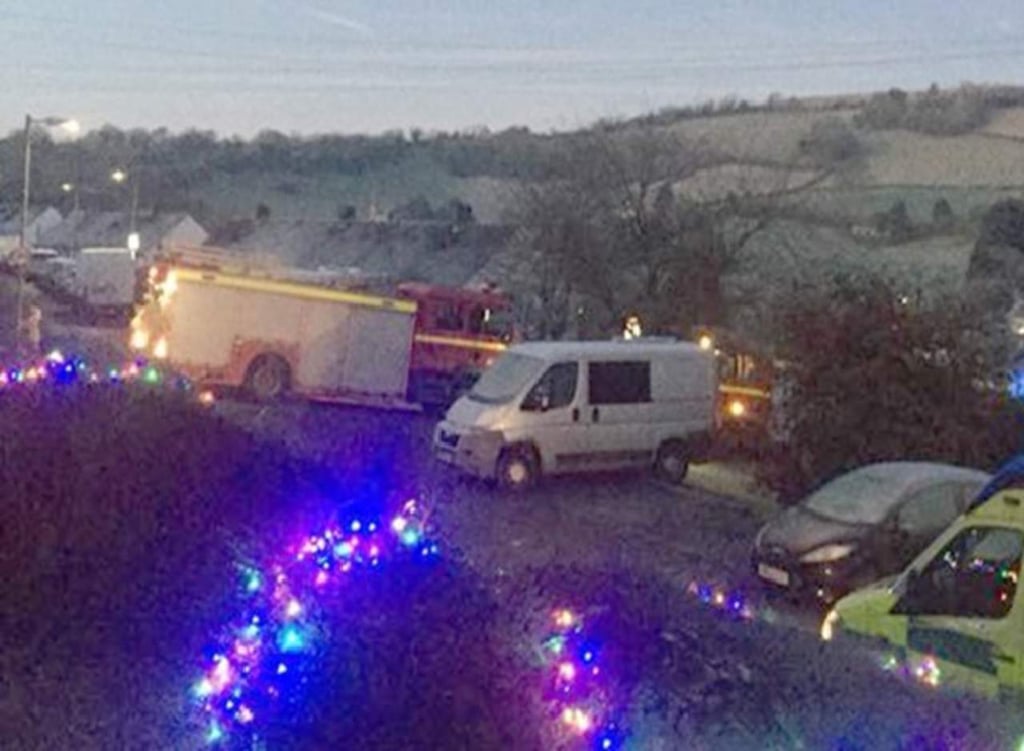 Cava un hoyo en su jardín y se rehúsa salir de ahí