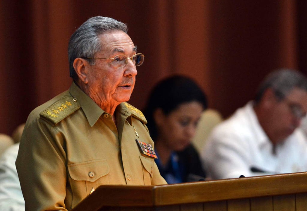 Parlamento de Cuba amplía mandato de Raúl Castro hasta abril de 2018