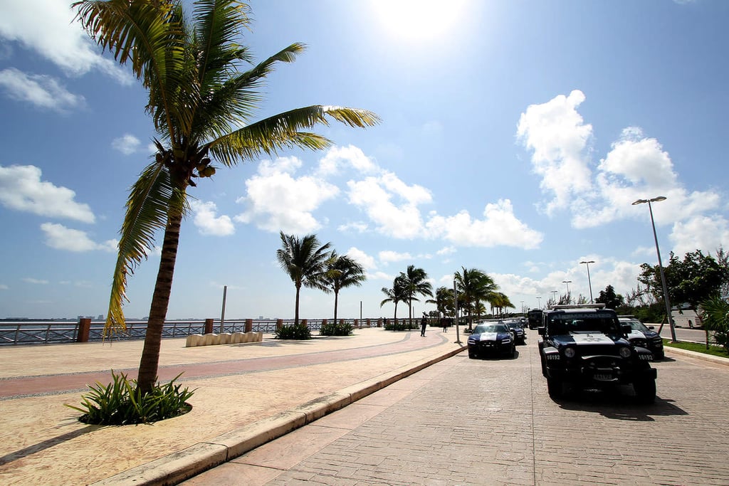 Refuerzan seguridad en zonas hoteleras de Cancún y Playa del Carmen