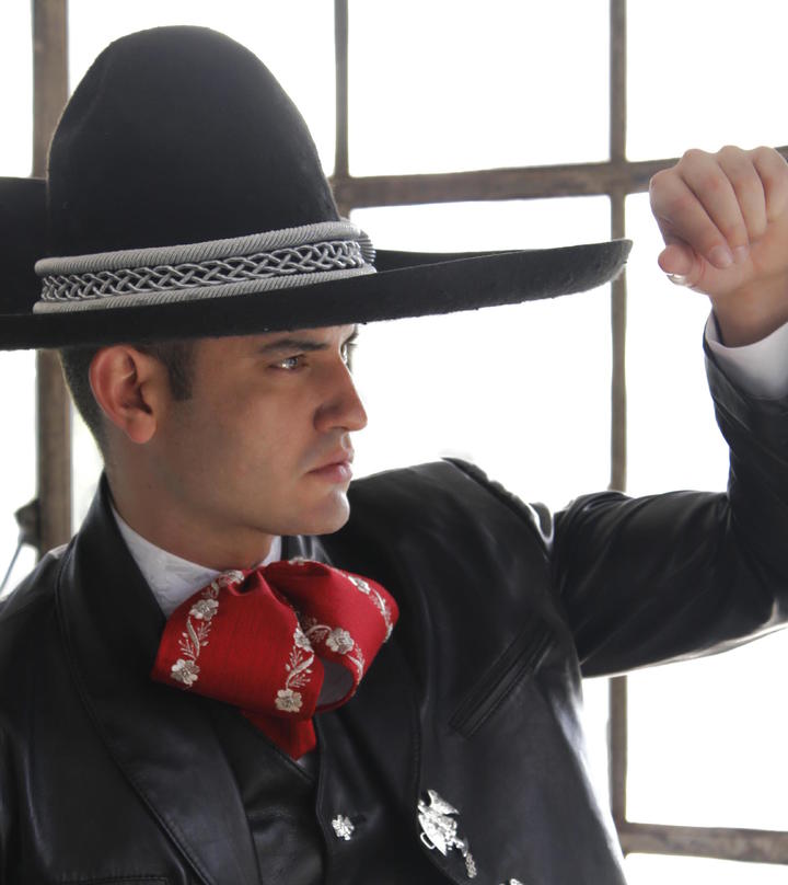 'El Charro Dorado', un cubano muy mexicano