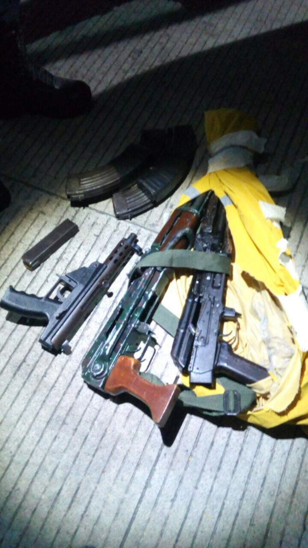 Encuentran droga y armas en sitios de multihomicidios en Tabasco