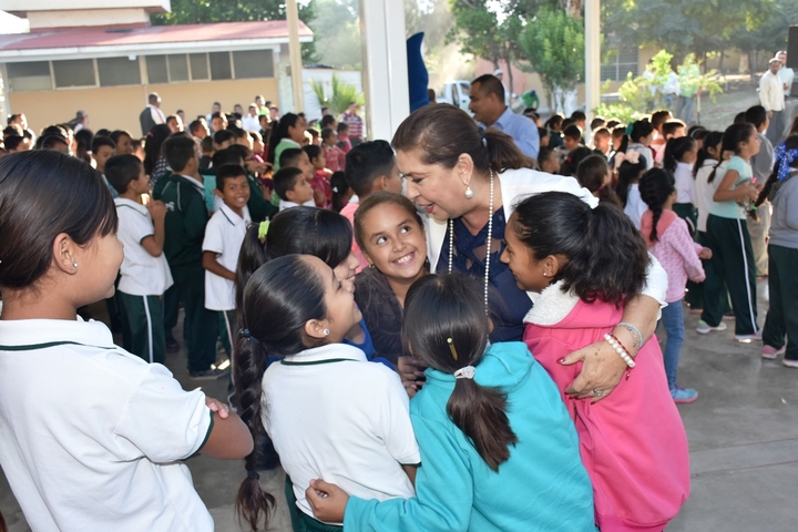 Reinician clases más de 30 mil alumnos