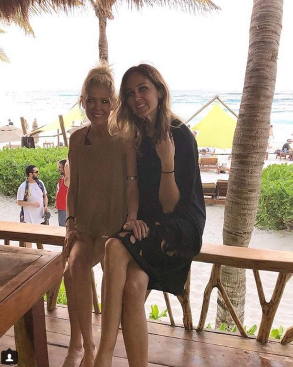 Tara Reid preocupa a fanáticos por su delgadez