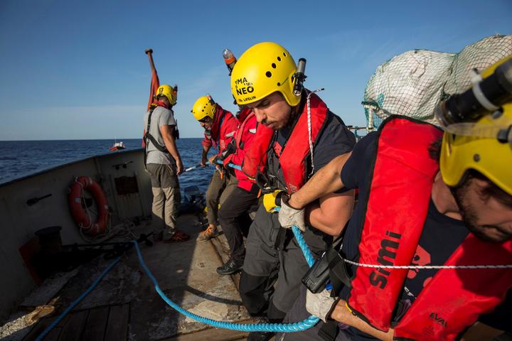 Naufragio en Mediterráneo: 64 muertos