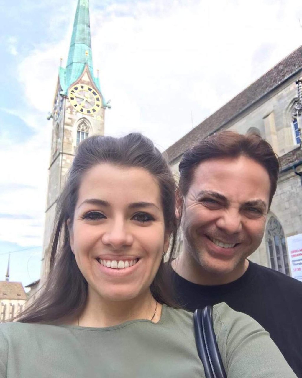 Carol Victoria comenta sobre la nueva relación de Cristian Castro