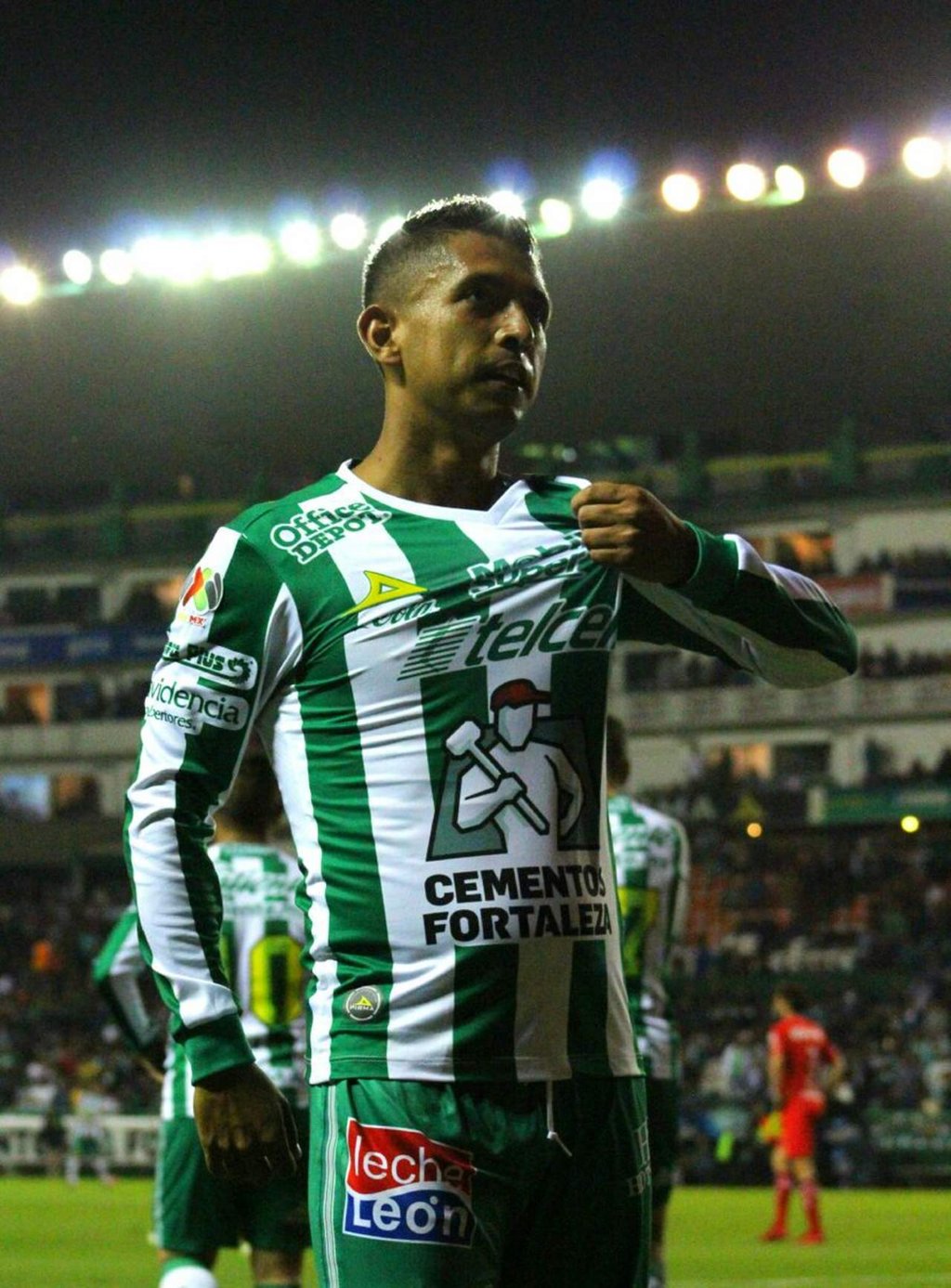 León intratable en el inicio del Clausura: 3-1 a Toluca
