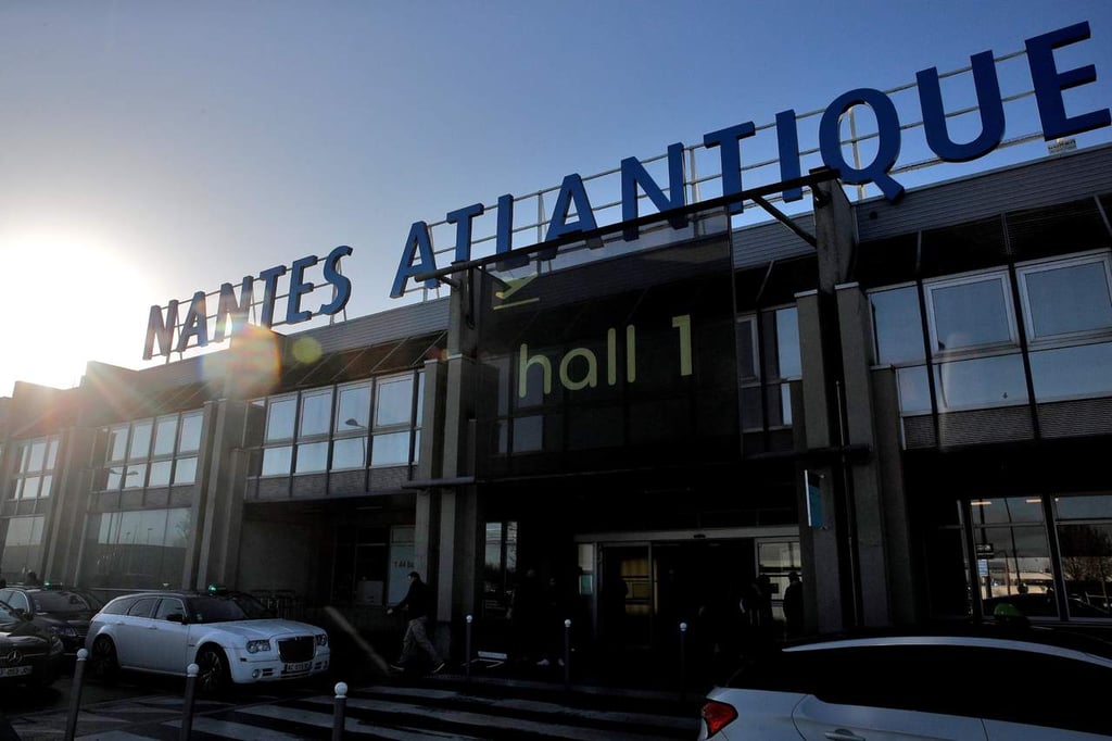 Abandona Francia proyecto de aeropuerto cerca de Nantes