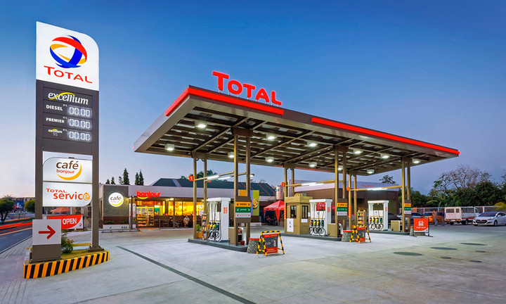 Abren gasolinera francesa 'Total'